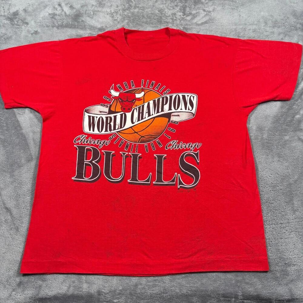 1991 Chicago Bulls T-Shirt Men  Red  Finals World Champions Rare
